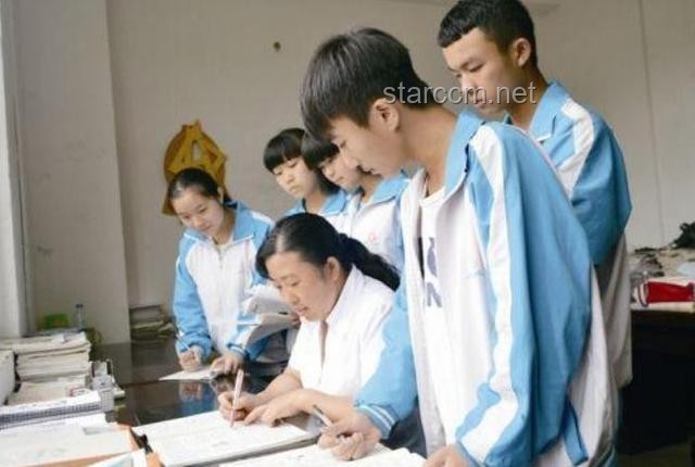 考650分学生当老师3年再高考：教育循环与个人成长的探索